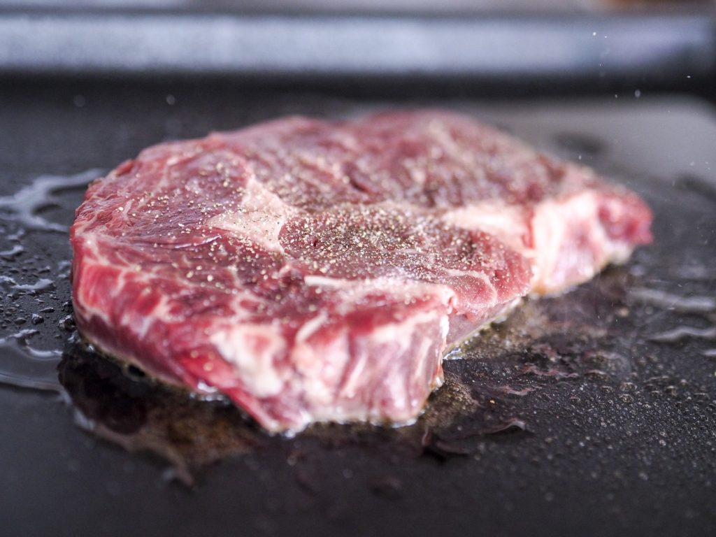 Does Searing A Steak Really Seal In The Flavor?